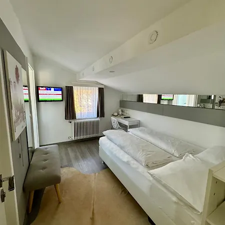 Boutique Oase 3* באד אישל