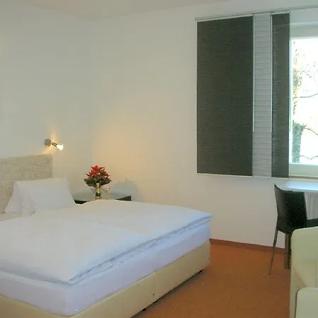 Boutique Oase מלון 3*